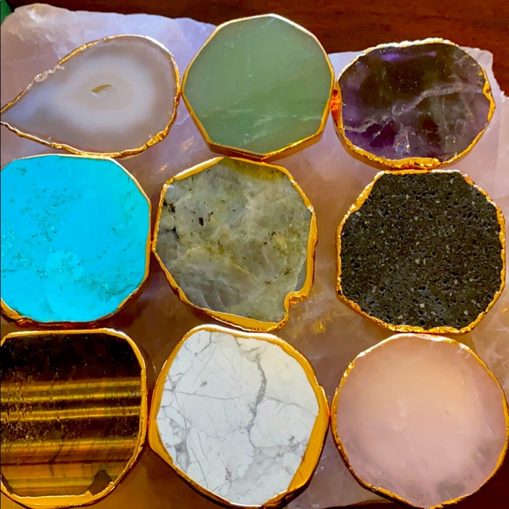 Genuine stone pop socket with gold plate